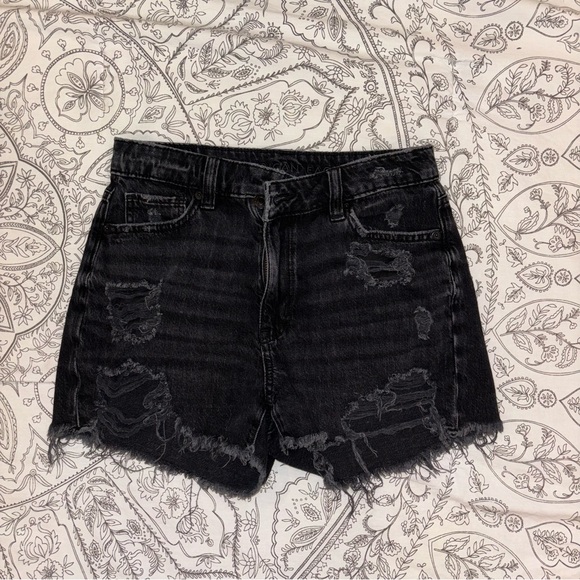 AE shorts - Picture 1 of 3